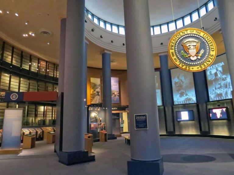 presidential-libraries-should-be-on-your-bucket-list-this-summer-the